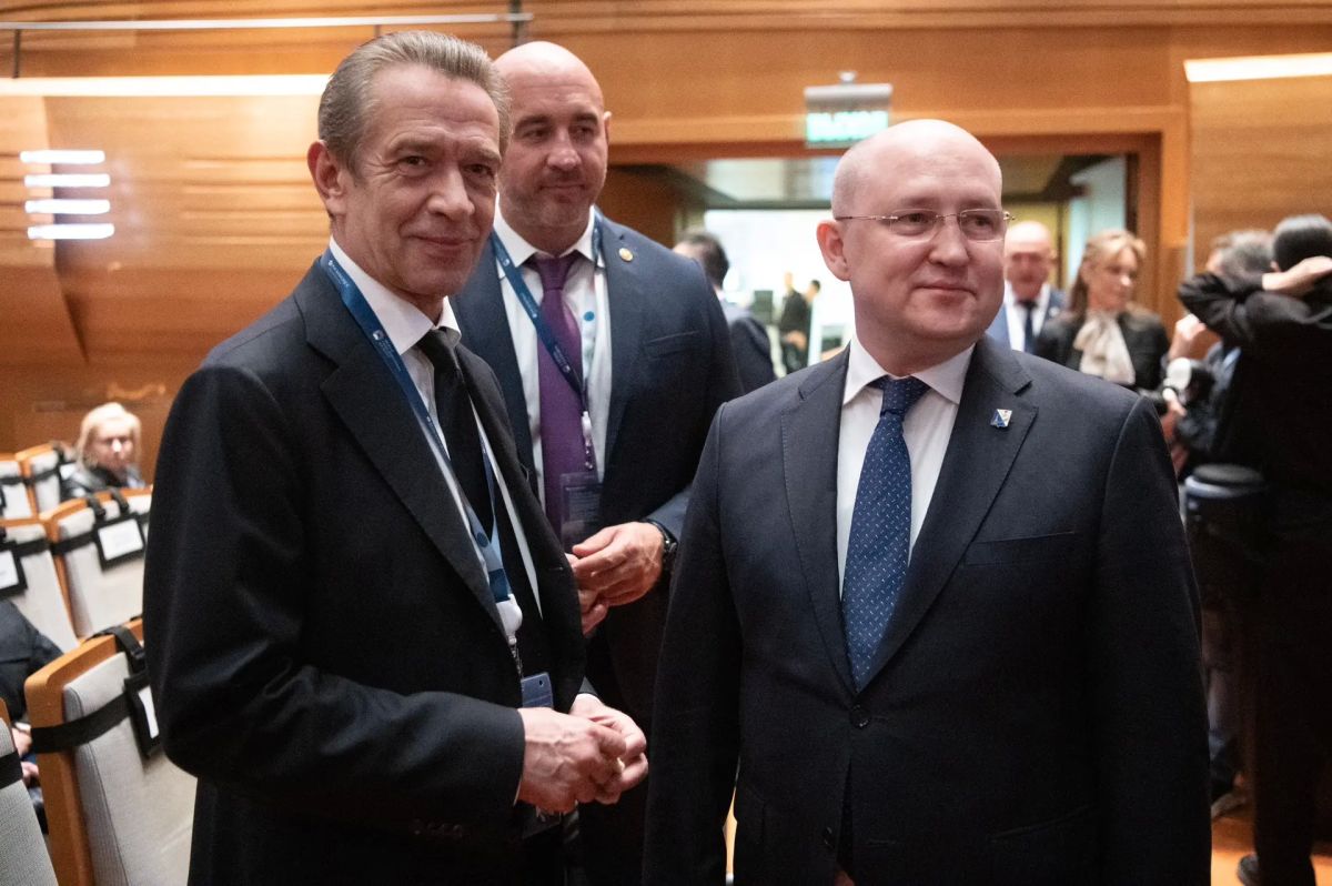 Михаил Развожаев: Работал в Санкт-Петербурге на XII Международном форуме объединённых культур Михаил Развожаев: Работал в Санкт-Петербурге на XII Международном форуме объединённых культур