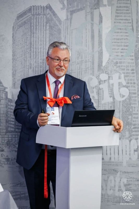 Александр Кулагин: Вместе с коллегой по депутатскому корпусу Андреем Коситченковым приняли участие в работе онкологического конгресса "Ефетовские чтения", который прошел в рамках выставки "Здравоохранение Александр Кулагин: Вместе с коллегой по депутатскому корпусу Андреем Коситченковым приняли участие в работе онкологического конгресса "Ефетовские чтения", который прошел в рамках выставки "Здравоохранение