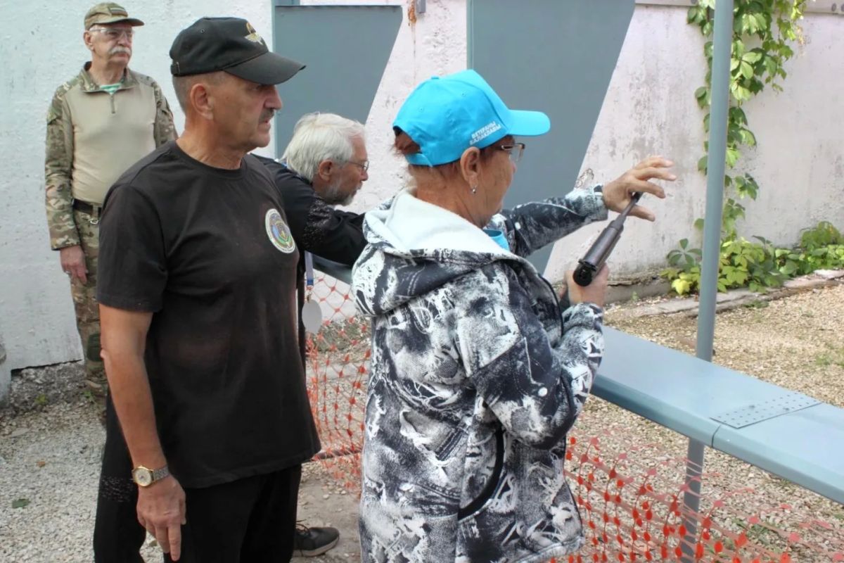 В Севастополе прошла II-я Спартакиада "За активное долголетие" среди ветеранов и пенсионеров В Севастополе прошла II-я Спартакиада "За активное долголетие" среди ветеранов и пенсионеров