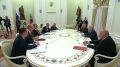 Владимир Путин провел в Кремле встречу с руководителями партий, прошедших в Государственную Думу по итогам выборов