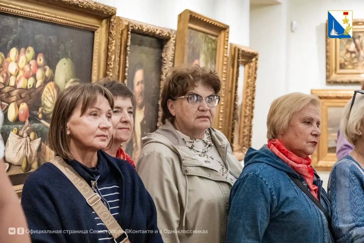 Очереди в музей – лучшее доказательство любви севастопольцев к искусству Очереди в музей – лучшее доказательство любви севастопольцев к искусству
