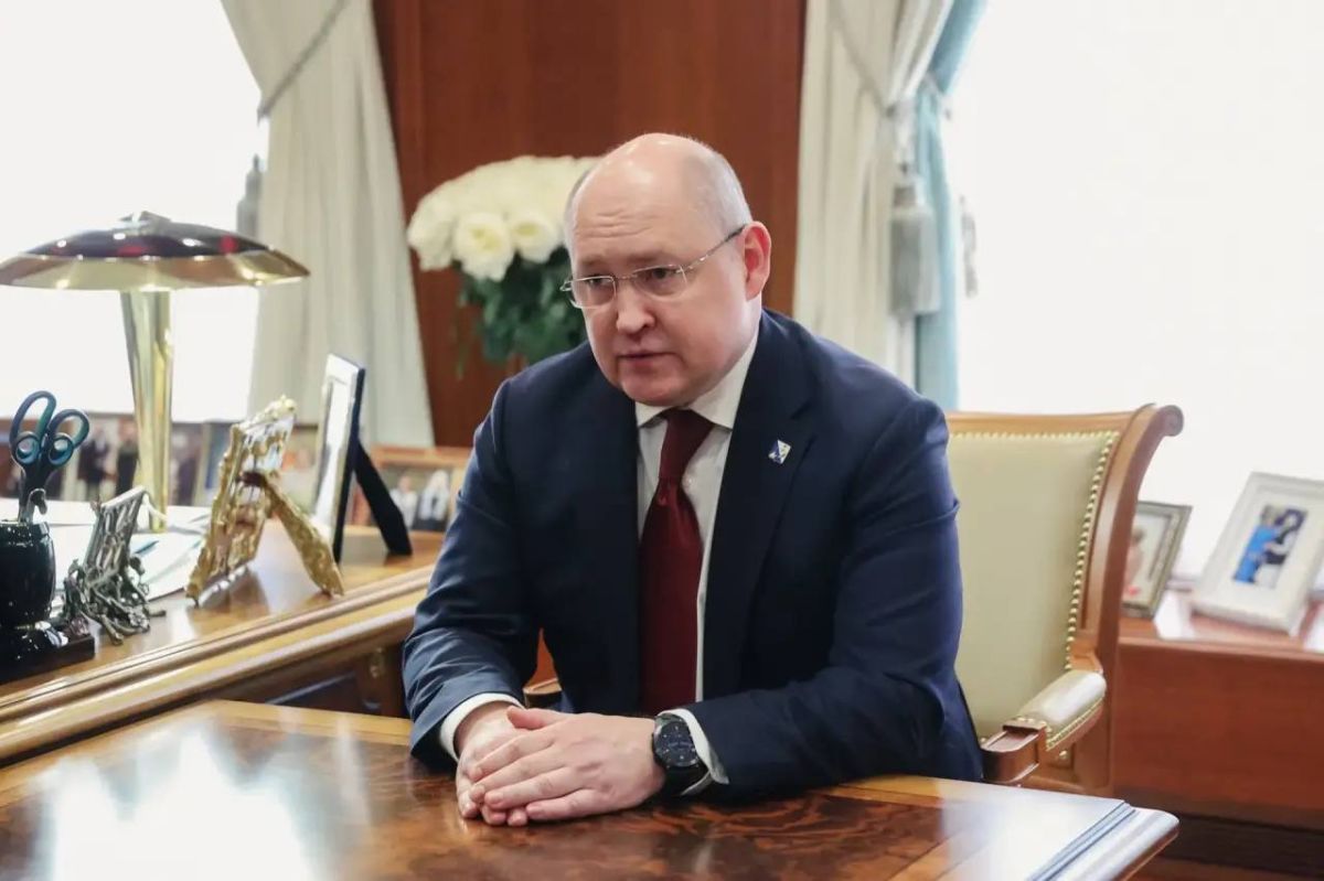 На встрече с Председателем Совета Федерации Валентиной Матвиенко Михаил Развожаев обсудил действующие меры экономической поддержки Севастополя На встрече с Председателем Совета Федерации Валентиной Матвиенко Михаил Развожаев обсудил действующие меры экономической поддержки Севастополя