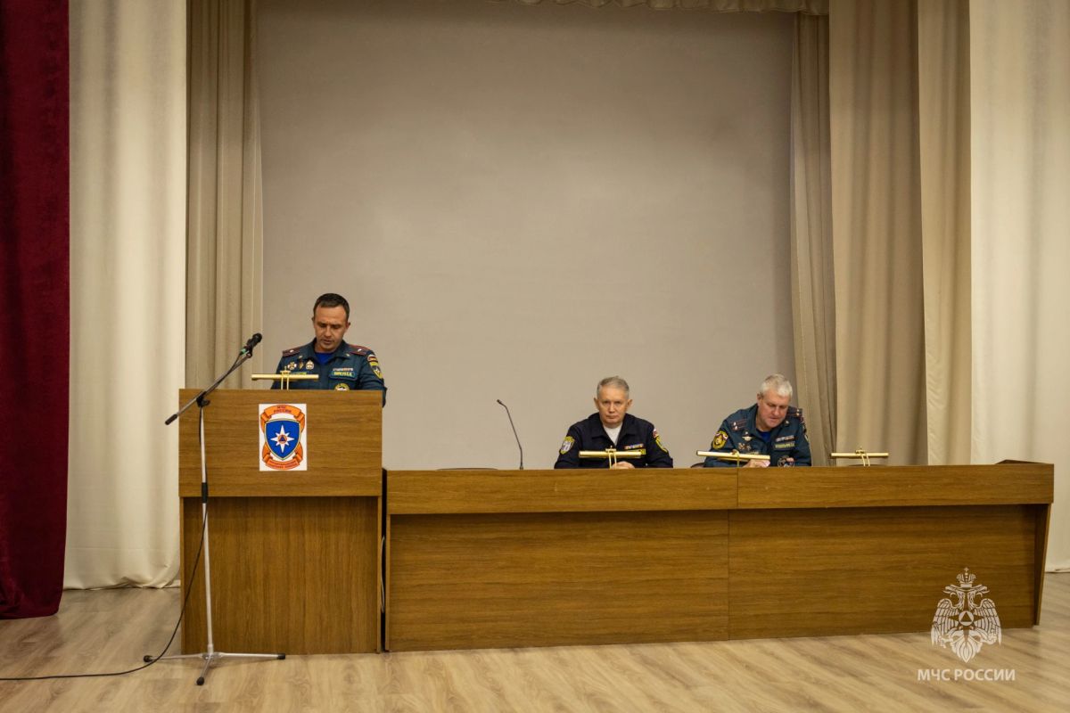 Инструкторско-методическое занятие провели в МЧС России по Севастополю Инструкторско-методическое занятие провели в МЧС России по Севастополю