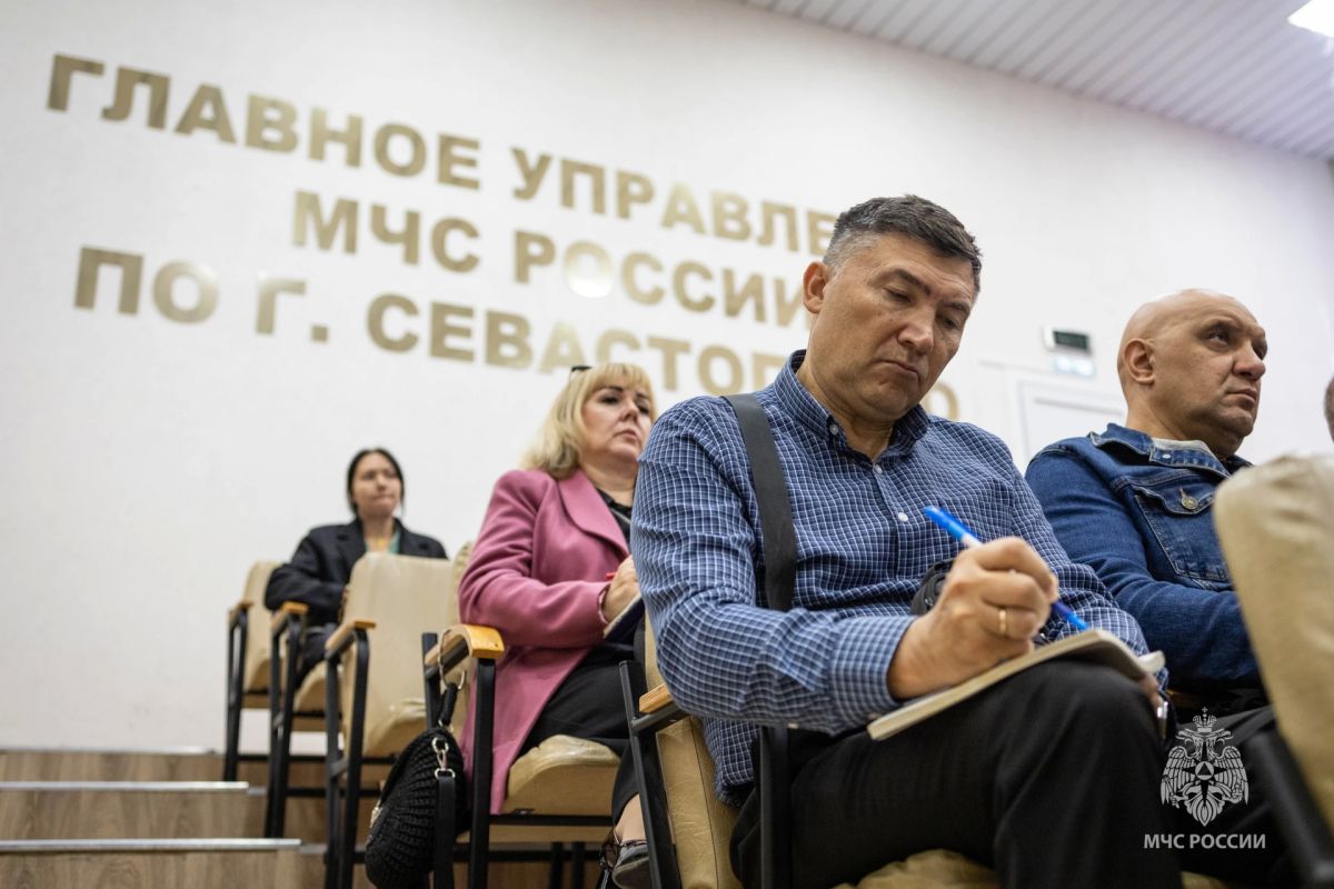 Инструкторско-методическое занятие провели в МЧС России по Севастополю Инструкторско-методическое занятие провели в МЧС России по Севастополю