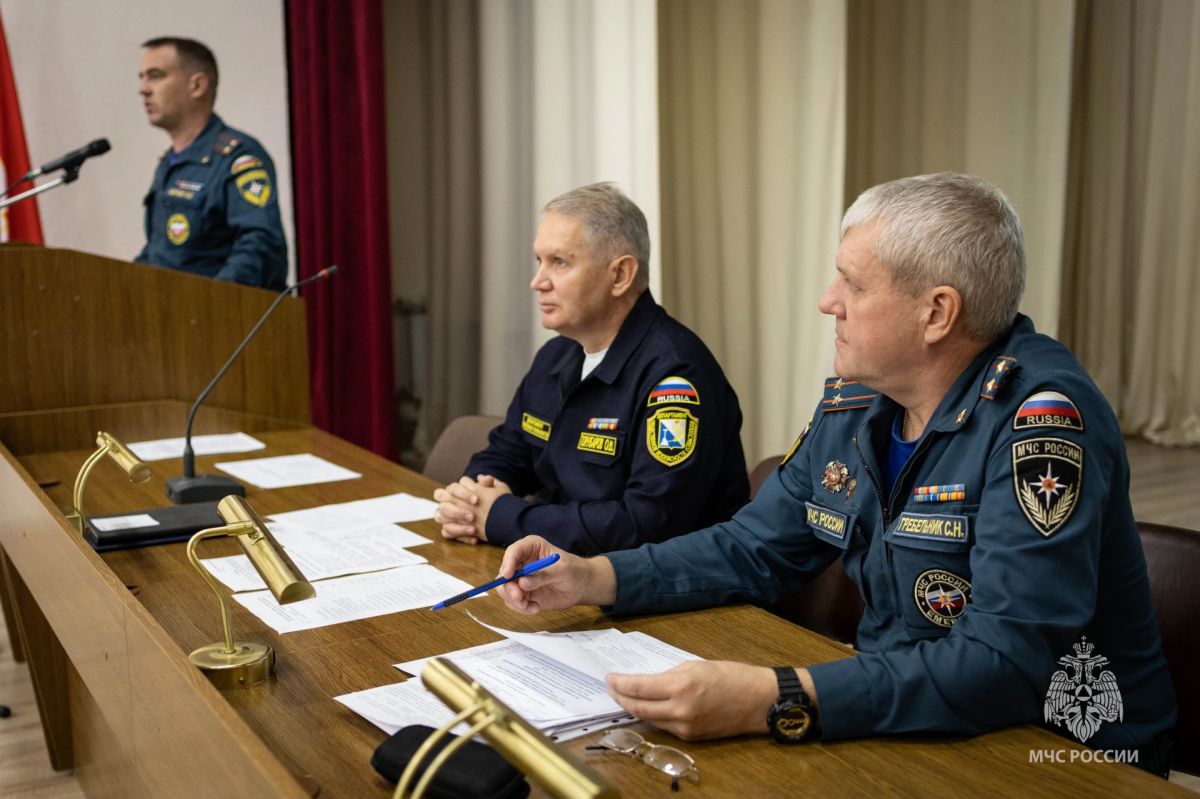 Инструкторско-методическое занятие провели в МЧС России по Севастополю Инструкторско-методическое занятие провели в МЧС России по Севастополю