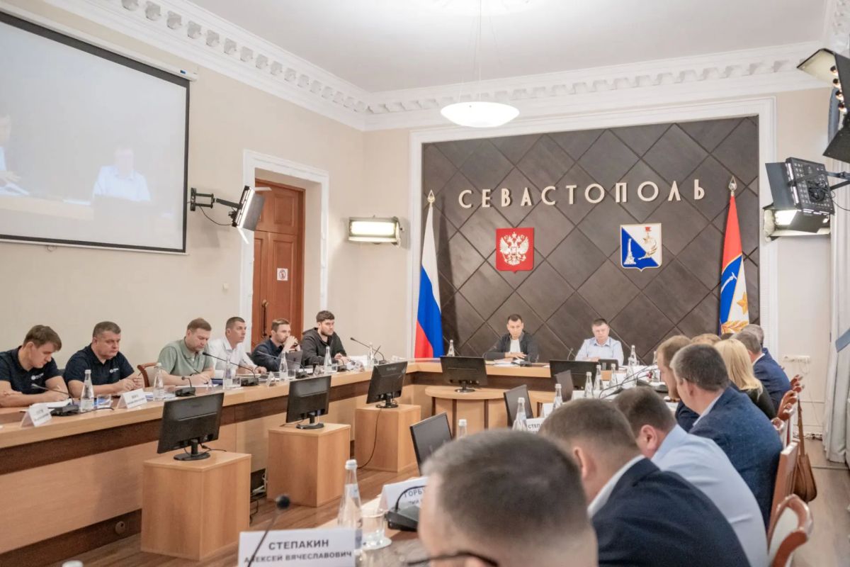В Севастополе обсудили подготовку к отопительному сезону и реализацию госпрограммы социально-экономического развития В Севастополе обсудили подготовку к отопительному сезону и реализацию госпрограммы социально-экономического развития