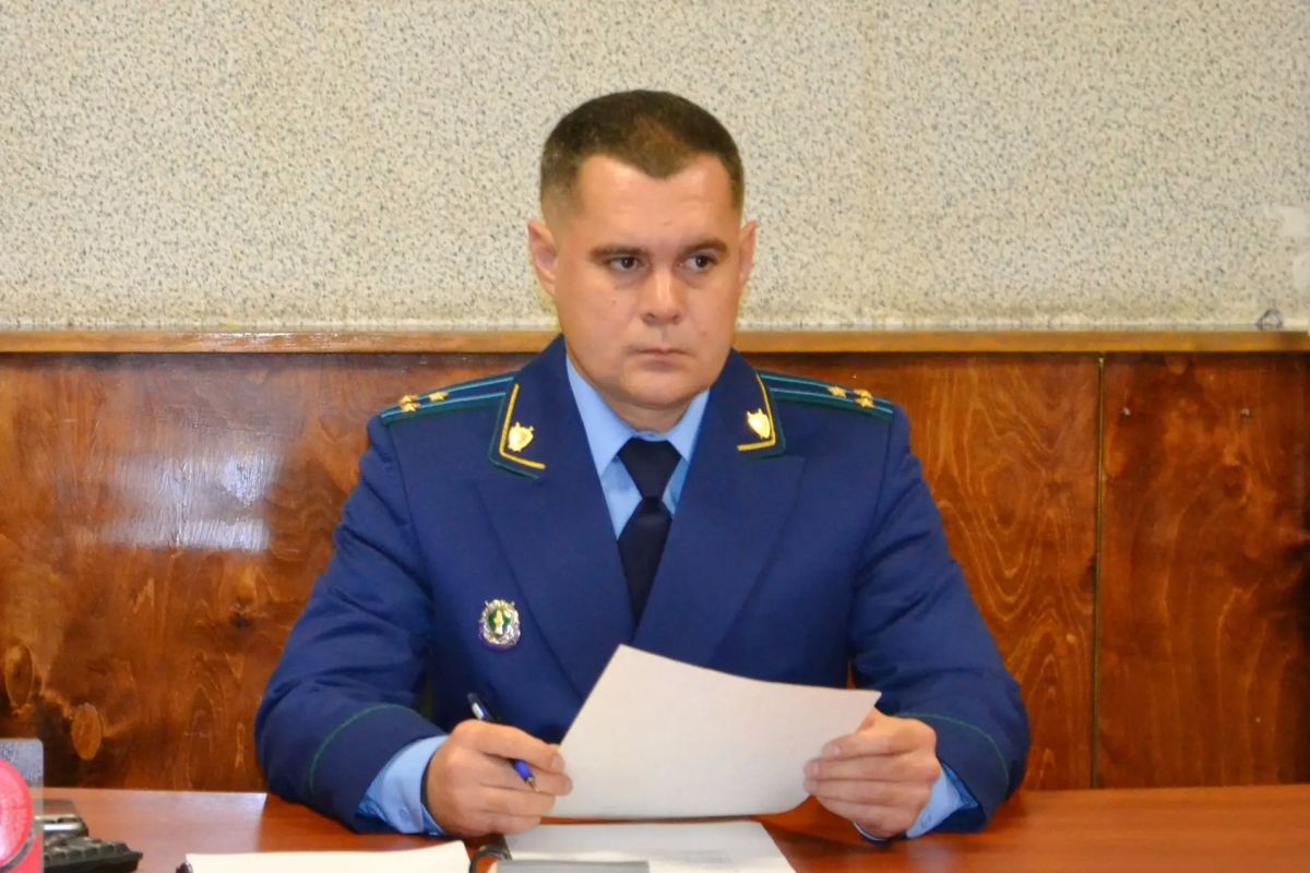 Заместитель прокурора города Севастополя Анатолий Абраменко провел выездной прием жителей Андреевского муниципального округа Заместитель прокурора города Севастополя Анатолий Абраменко провел выездной прием жителей Андреевского муниципального округа