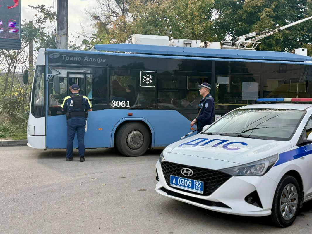 Госавтоинспекция Севастополя подвела итоги профилактического рейда «Перевозчик» Госавтоинспекция Севастополя подвела итоги профилактического рейда «Перевозчик»
