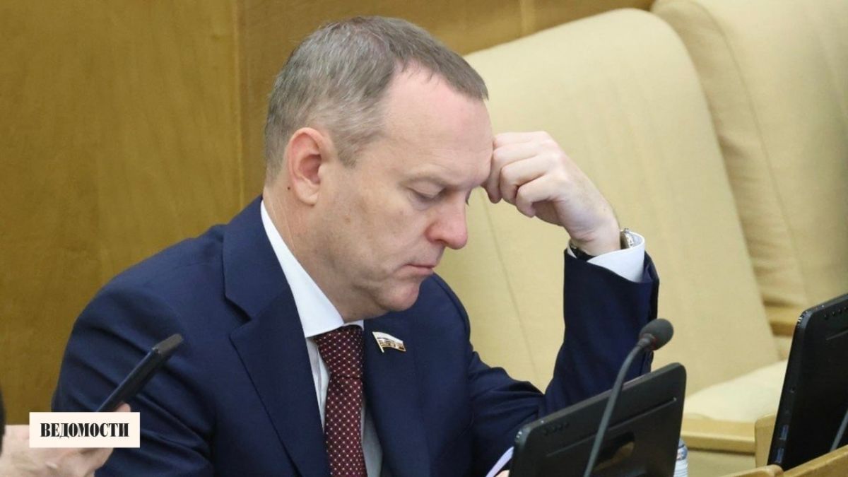 За медиа в Госдуме будет отвечать экс-депутат от Крыма Константин Бахарев, сказали «Ведомостям» четыре собеседника в нижней палате