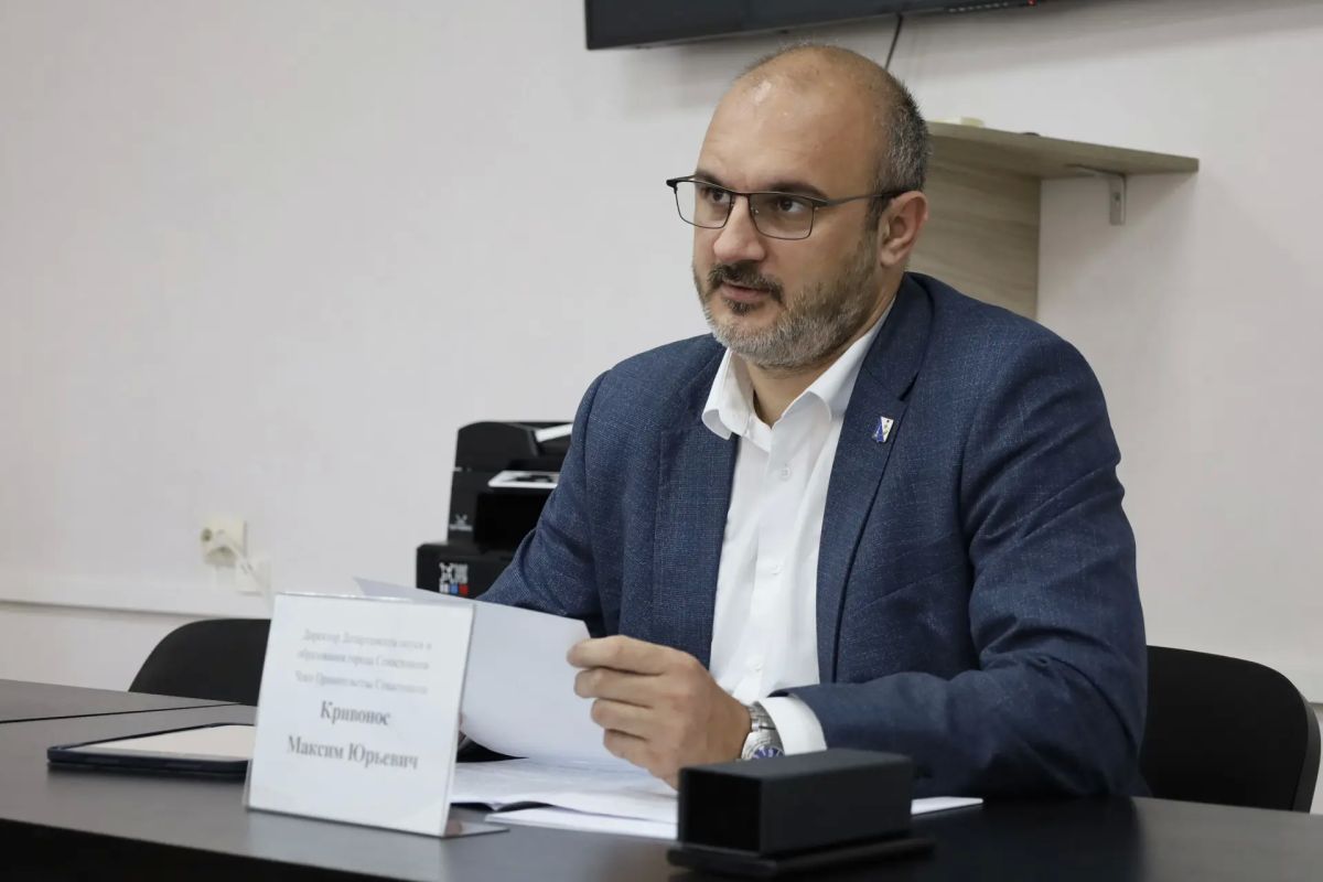 Вчера провел прием граждан в севастопольском филиале Фонда «Защитники Отечества», где пообщался с семьями участников СВО Вчера провел прием граждан в севастопольском филиале Фонда «Защитники Отечества», где пообщался с семьями участников СВО