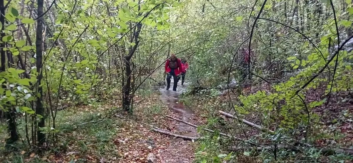 Спасатели вывели из Чернореченского каньона заблудившихся туристов Спасатели вывели из Чернореченского каньона заблудившихся туристов
