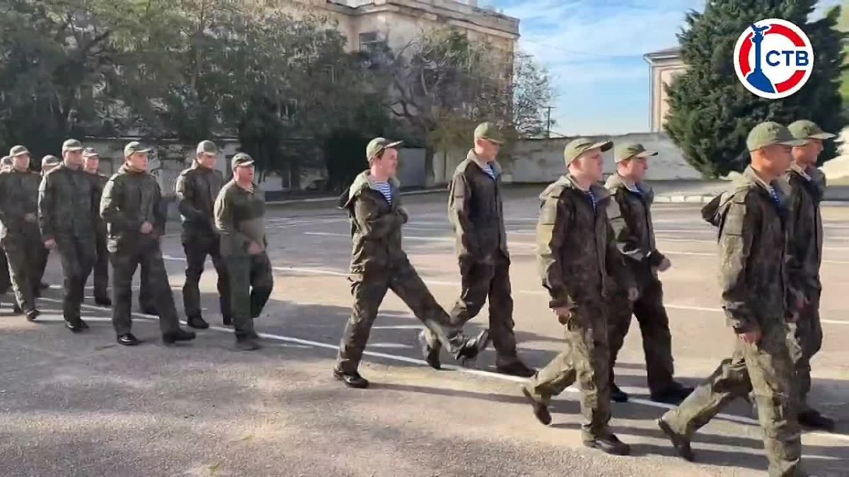 38 новобранцев из Севастополя пополнили ряды Вооружённых сил России
