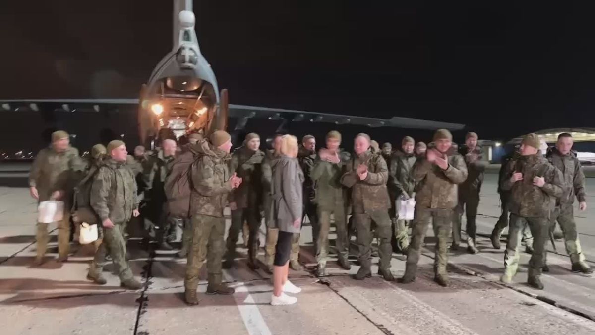 Яна Лантратова: Наши ребята на родной земле
