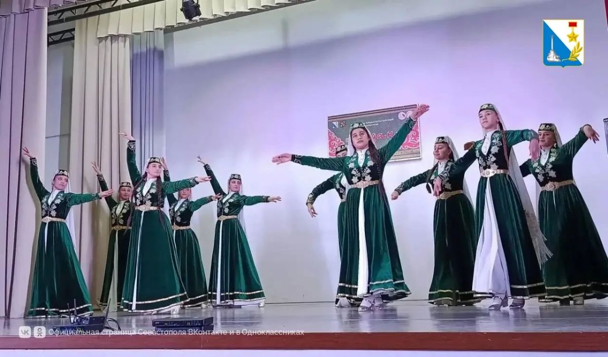 Фестиваль «Фидан» объединил более 300 участников в Севастополе Фестиваль «Фидан» объединил более 300 участников в Севастополе