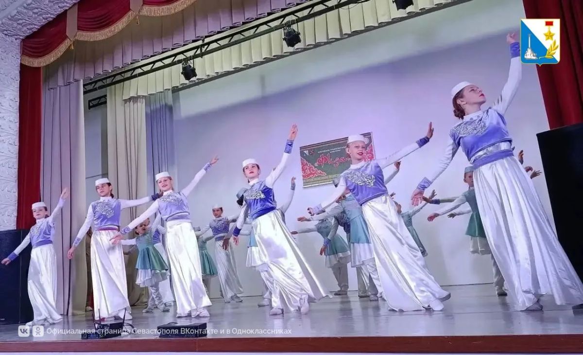 Фестиваль «Фидан» объединил более 300 участников в Севастополе Фестиваль «Фидан» объединил более 300 участников в Севастополе