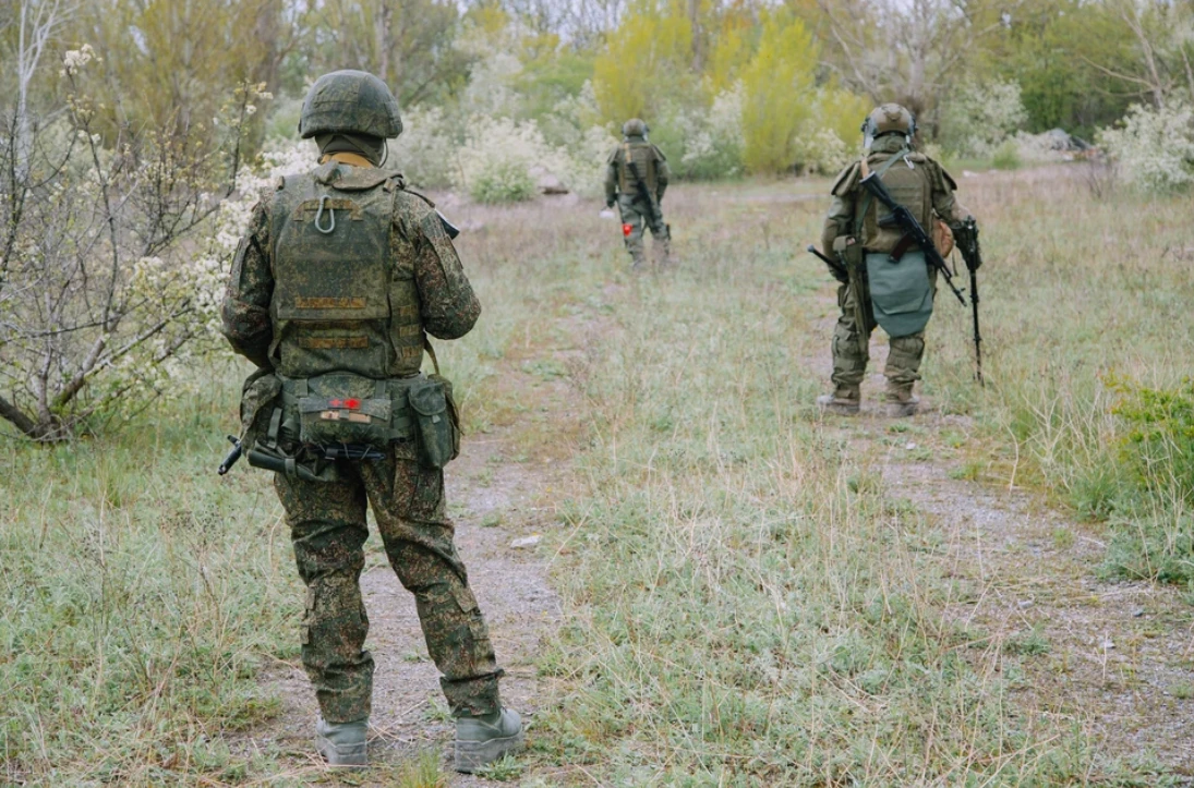 Разминируют дороги, нарушений от Украины и России нет: Как проходит третий день режима тишины в Алешках 29 октября