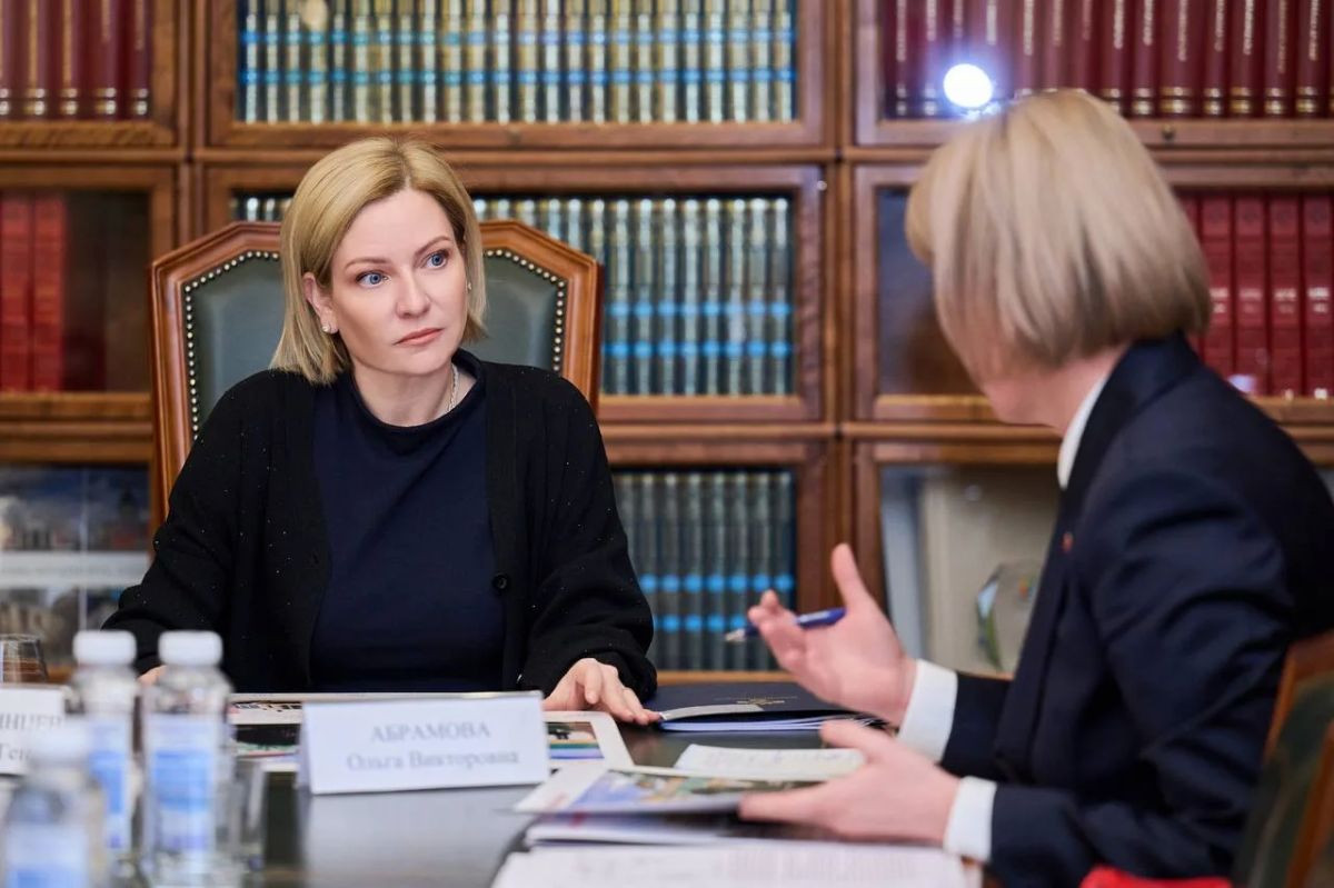 Ольга Любимова: Встретилась с врио Главы Удмуртской Республики Ольгой Абрамовой Ольга Любимова: Встретилась с врио Главы Удмуртской Республики Ольгой Абрамовой