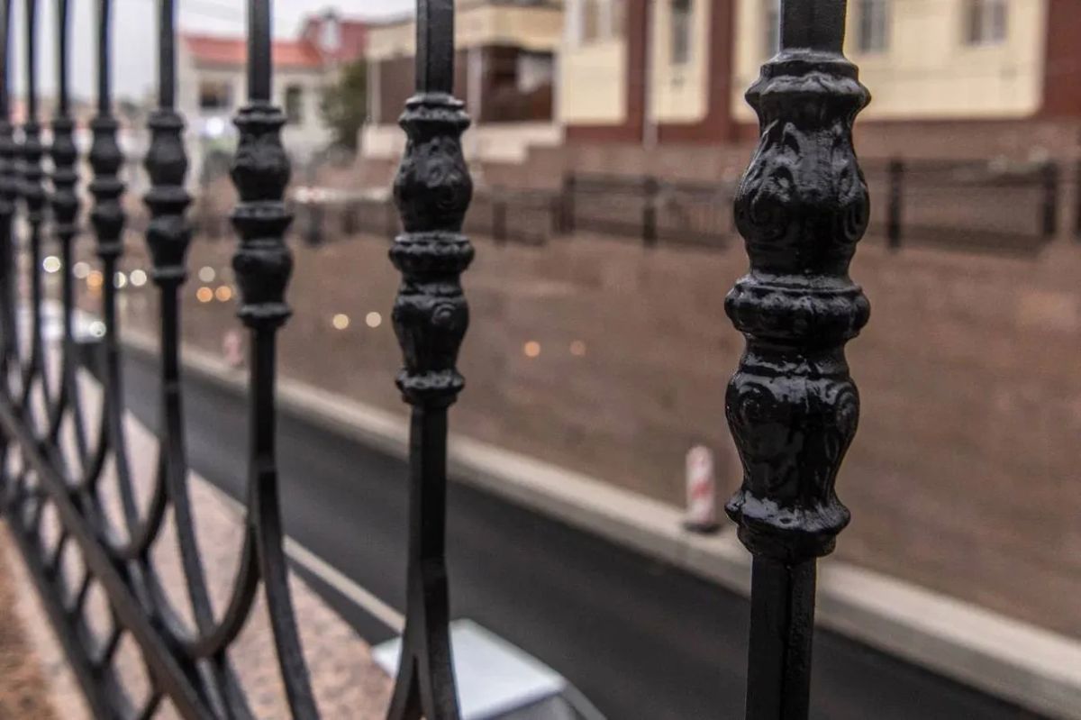 Завершили капитальный ремонт подпорных стен на улице Адмирала Октябрьского Завершили капитальный ремонт подпорных стен на улице Адмирала Октябрьского